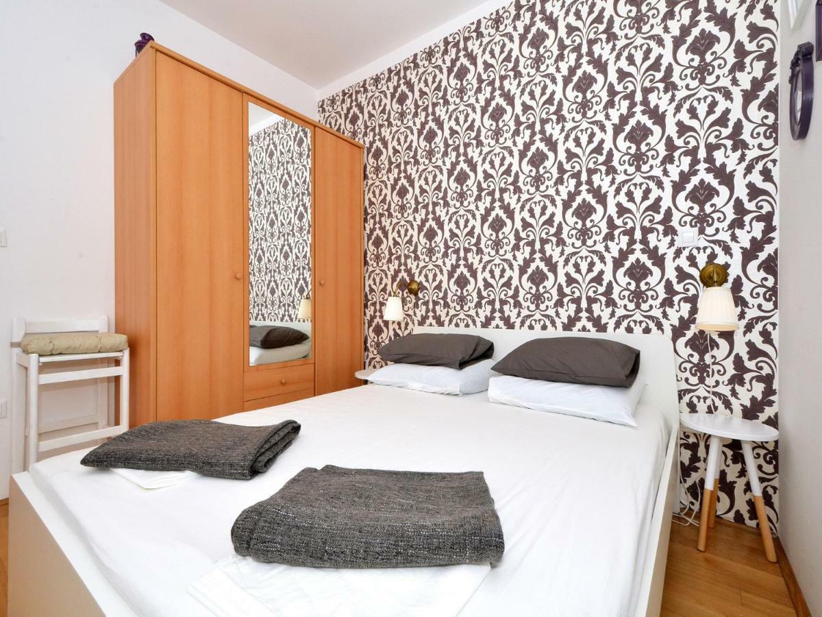4 Us Appartement Rogoznica  Buitenkant foto