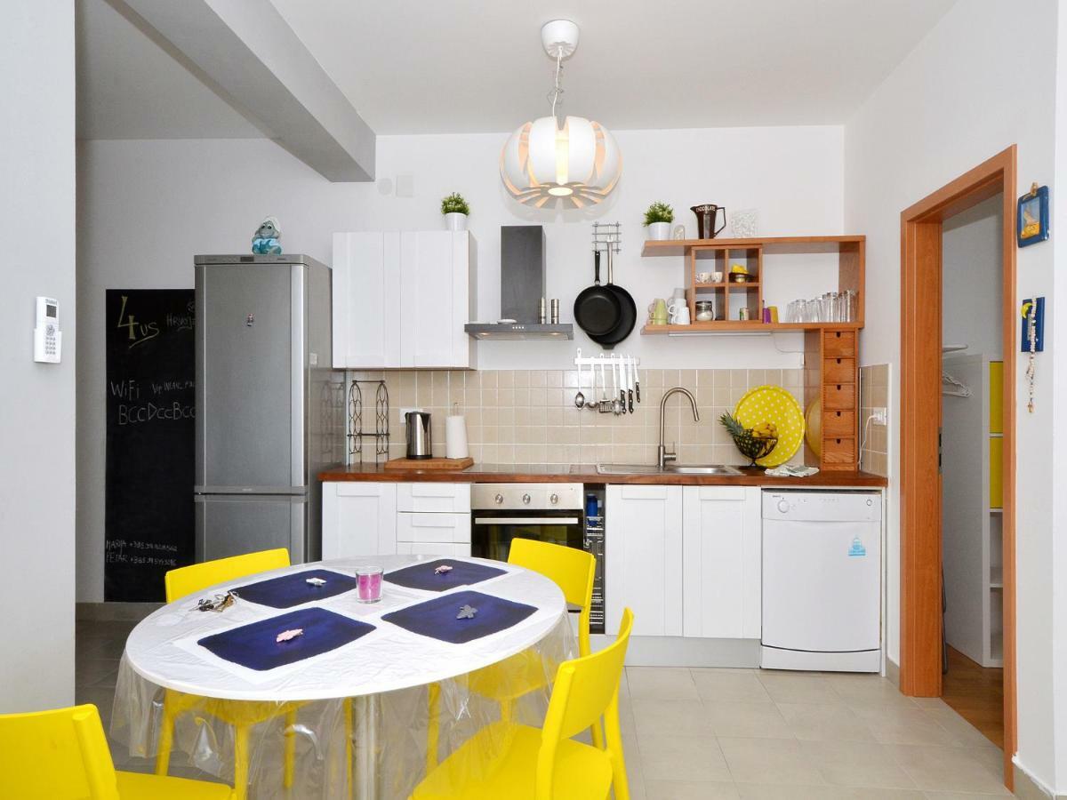 4 Us Appartement Rogoznica  Buitenkant foto